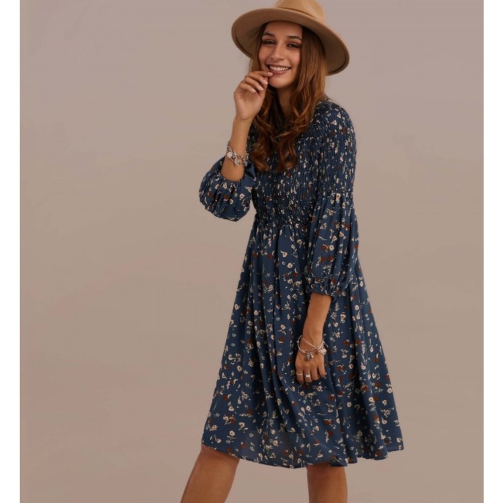Women’s fall dress